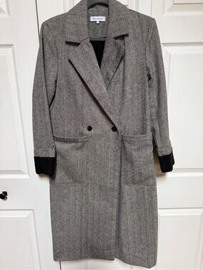 WeWoreWhat Grey Herringbone Coat with Black Lining
